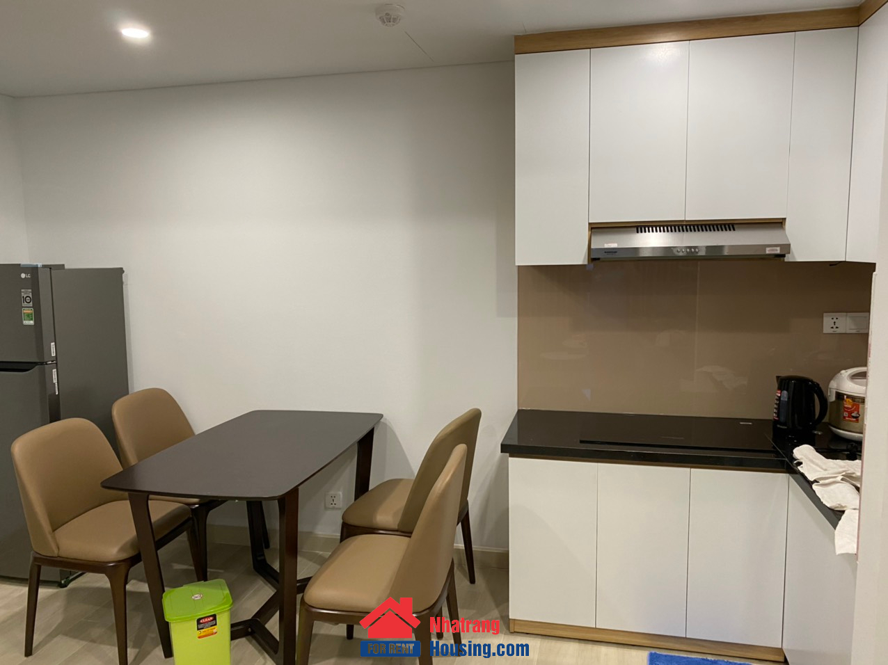 Gold Coast for rent | Two bedrooms apartment | 12 million